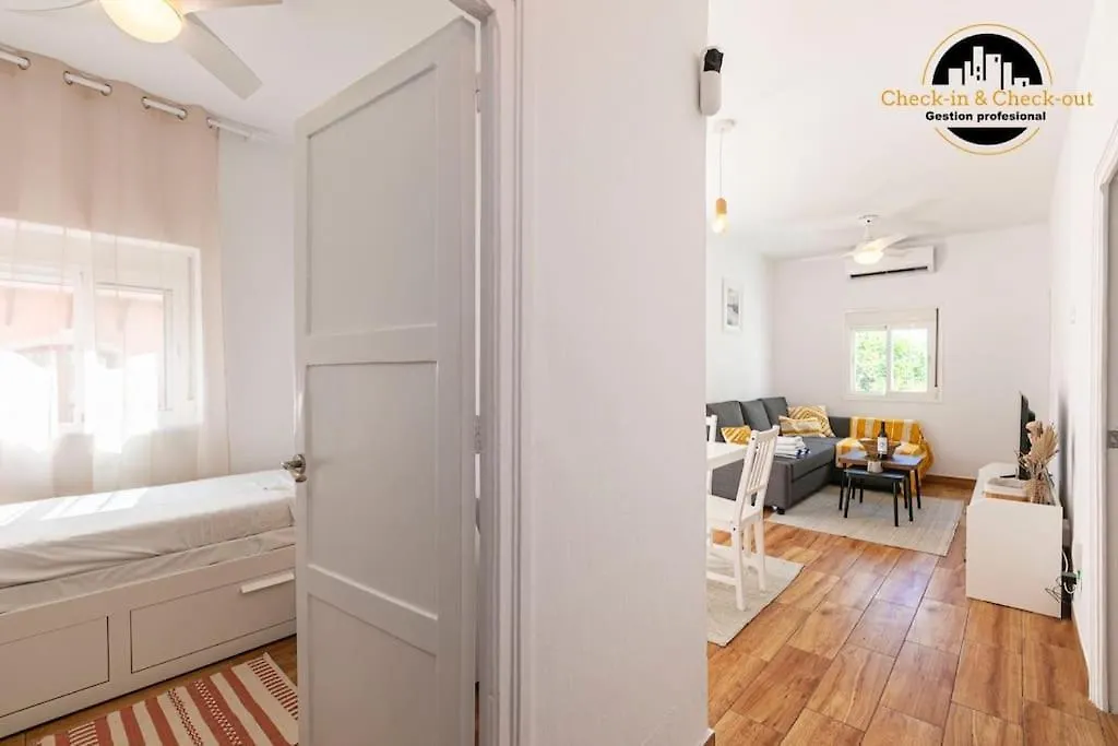 公寓 Apartamento El Ancla 埃斯特波纳